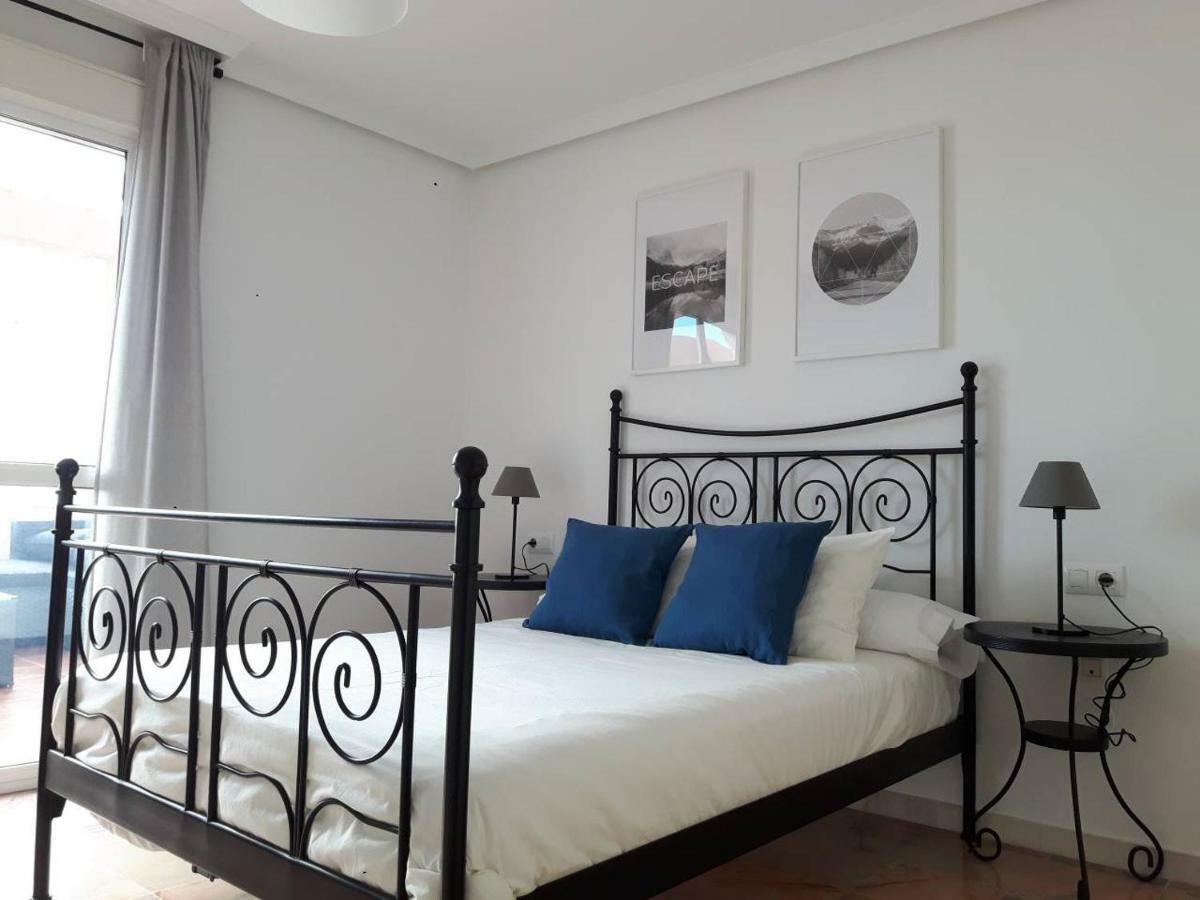 Duplex Con Impresionantes Vistas Al Mar Apartment เบนัลมาเดนา ภายนอก รูปภาพ